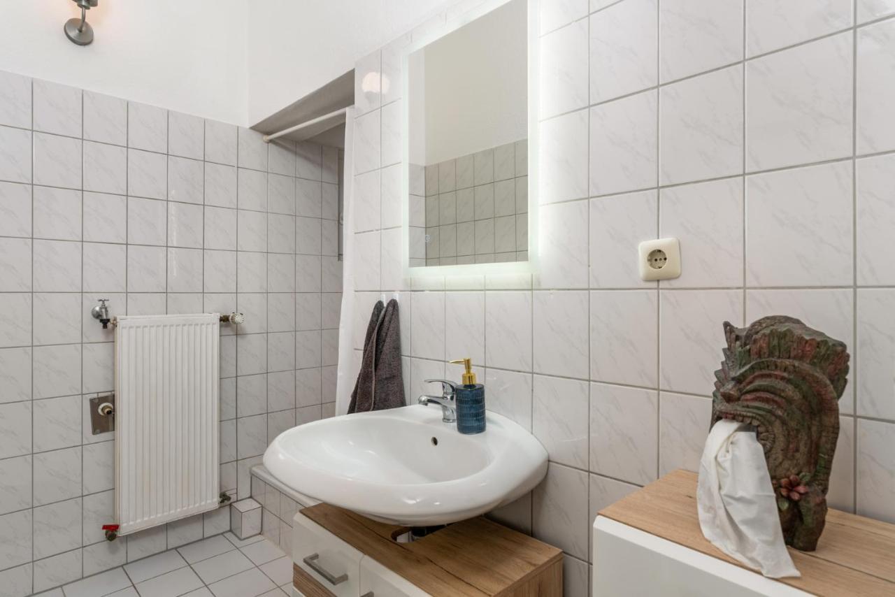 Gemuetliche Zentrale Wohnung Mit Smart Tv Kassel Kültér fotó